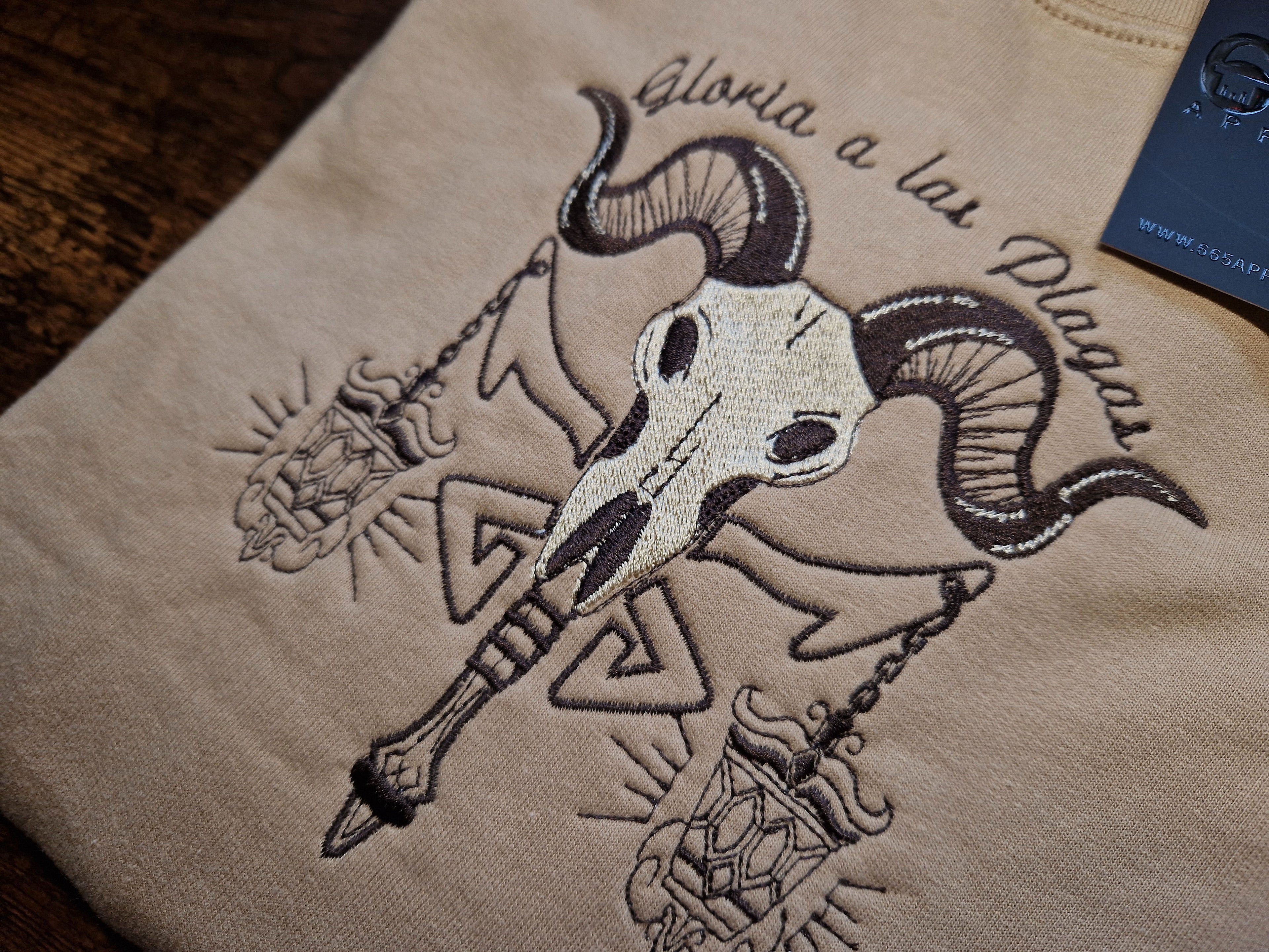 Plagas Embroidered Sweatshirt/Hoodie